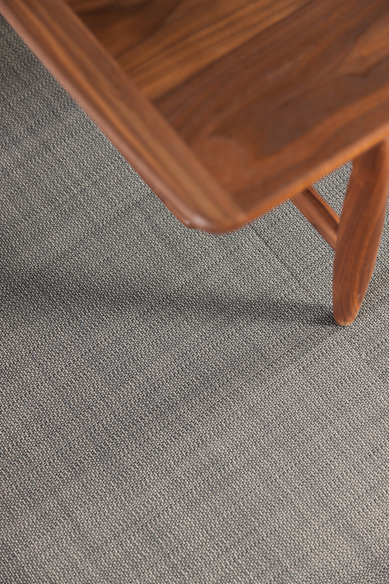 Gentle 709 Oliver detail 2