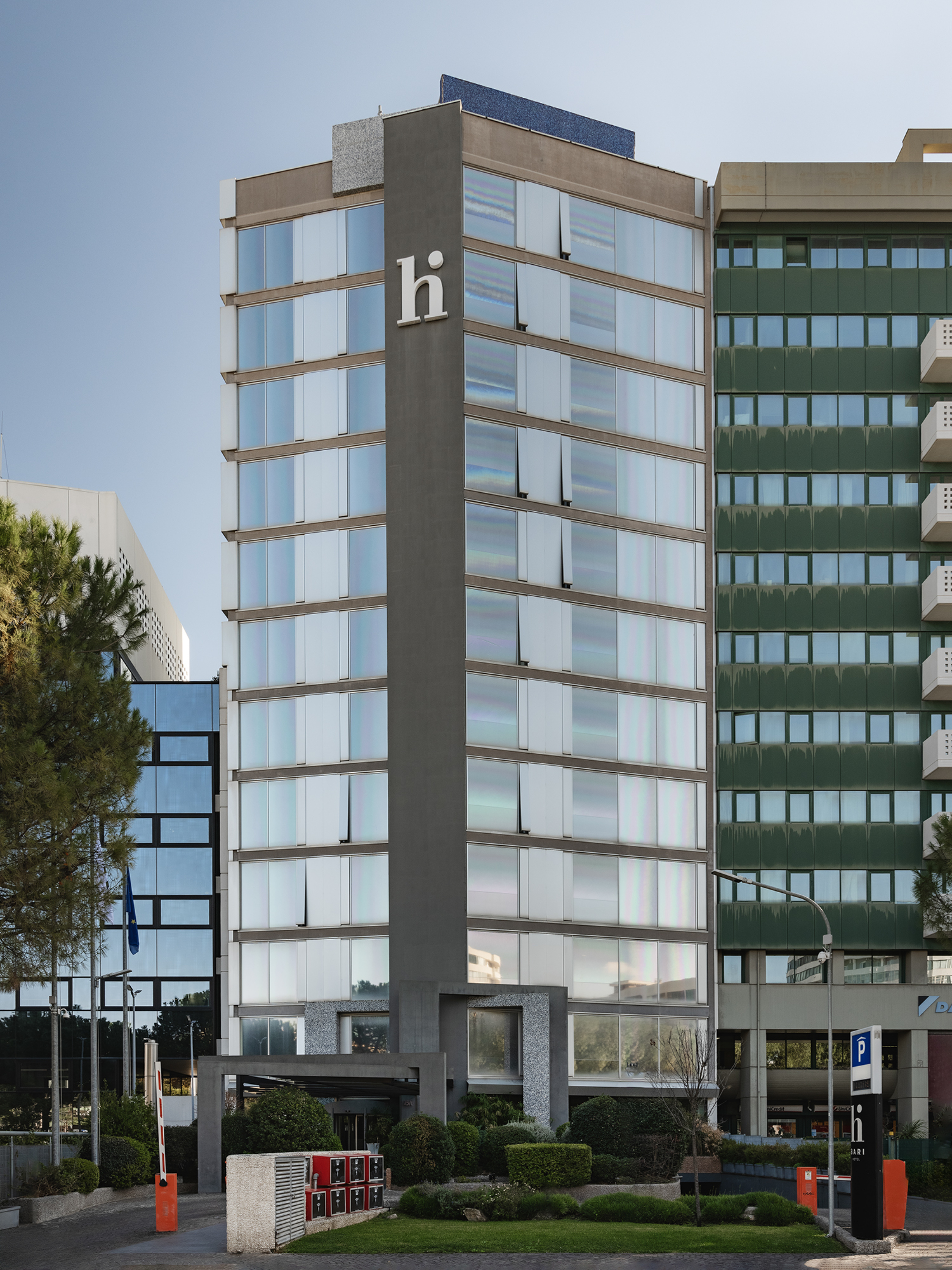 Ntgrate hospitality project hi hotel bari italy crisp rosa lowres 01