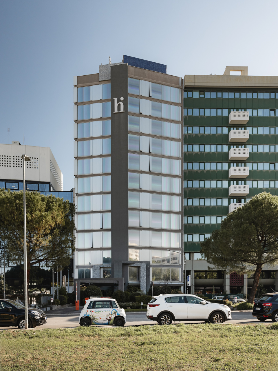 Ntgrate hospitality project hi hotel bari italy crisp rosa lowres 02