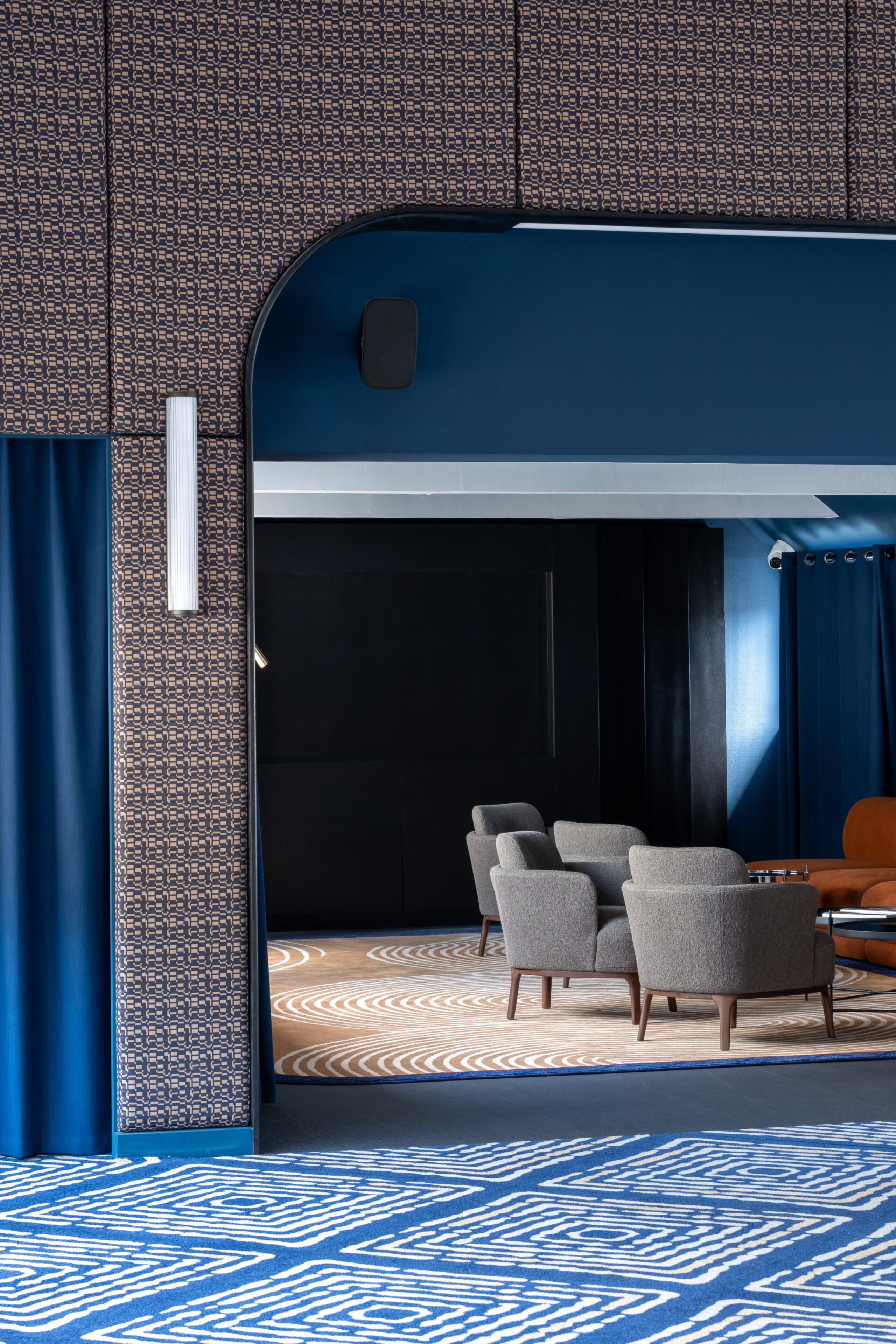 Ntgrate hospitality france HOTEL LE SAINT GELAIS FRANCE JULIE BERNADETTE LEILA HIGHRES 05