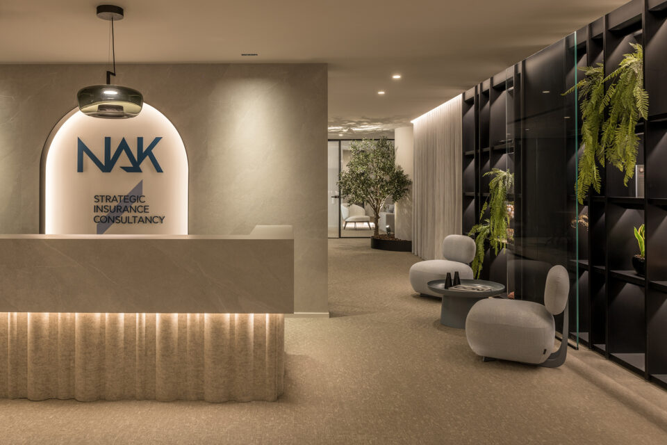 Ntgrate project nak offices greece White arch noble jacqueline 04 LOWRES LOWRES